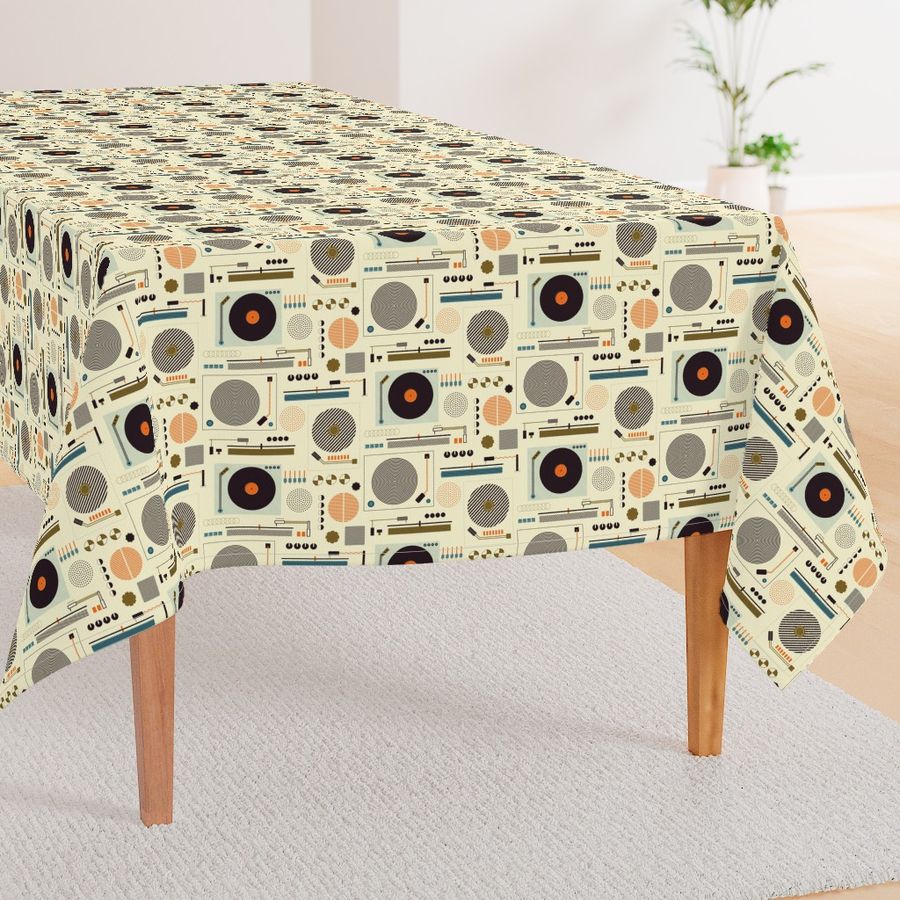 HOME_GOOD_RECTANGULAR_TABLE_CLOTH