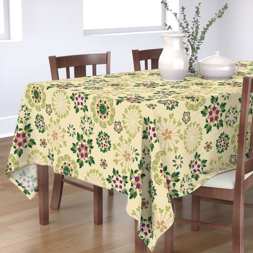 HOME_GOOD_RECTANGULAR_TABLE_CLOTH