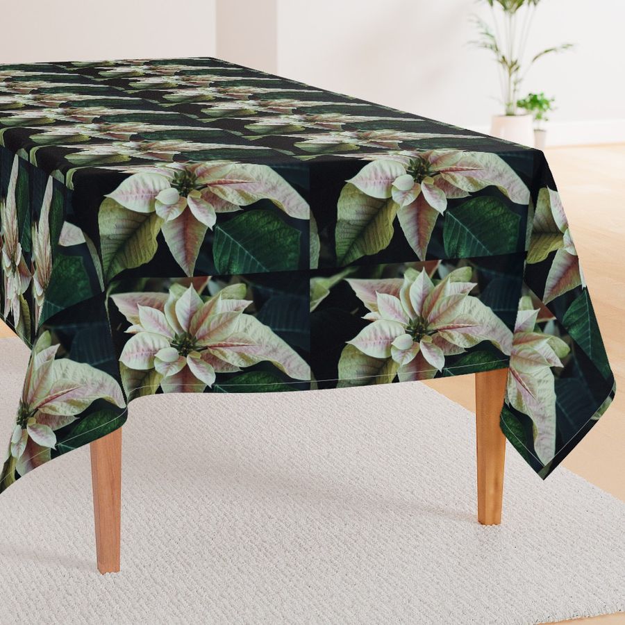 HOME_GOOD_RECTANGULAR_TABLE_CLOTH