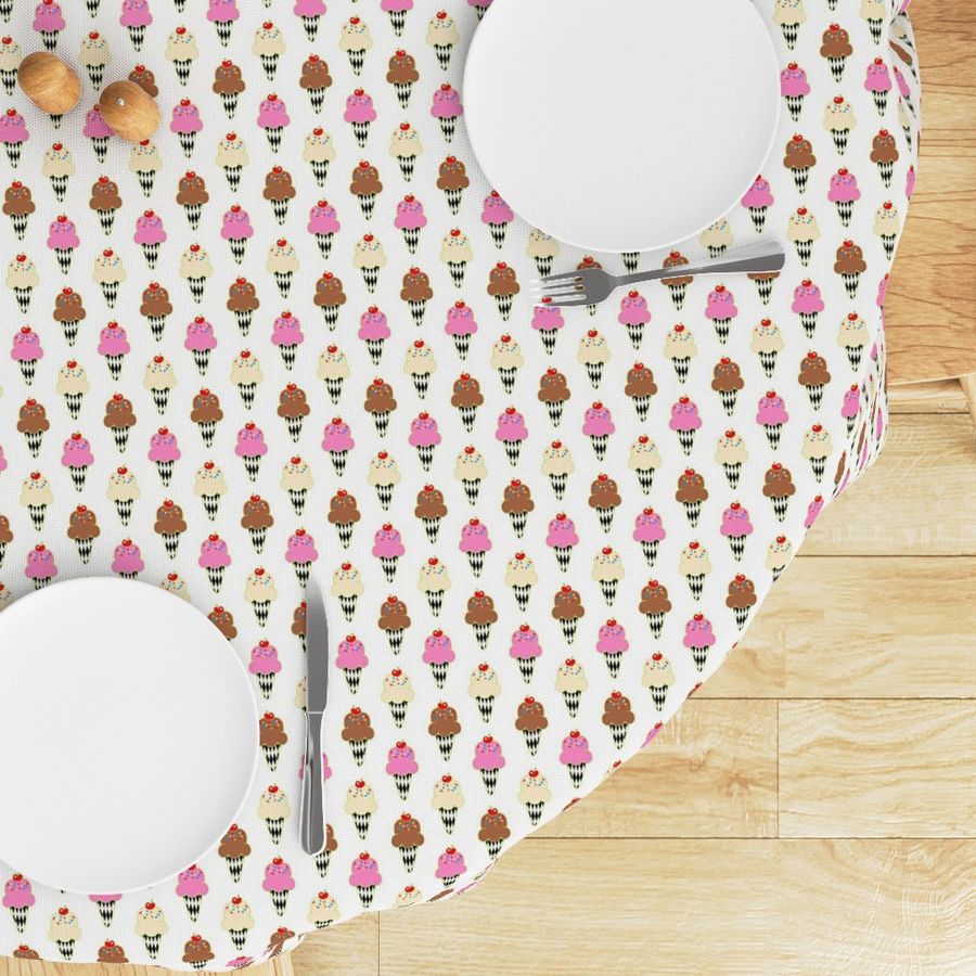 HOME_GOOD_ROUND_TABLE_CLOTH