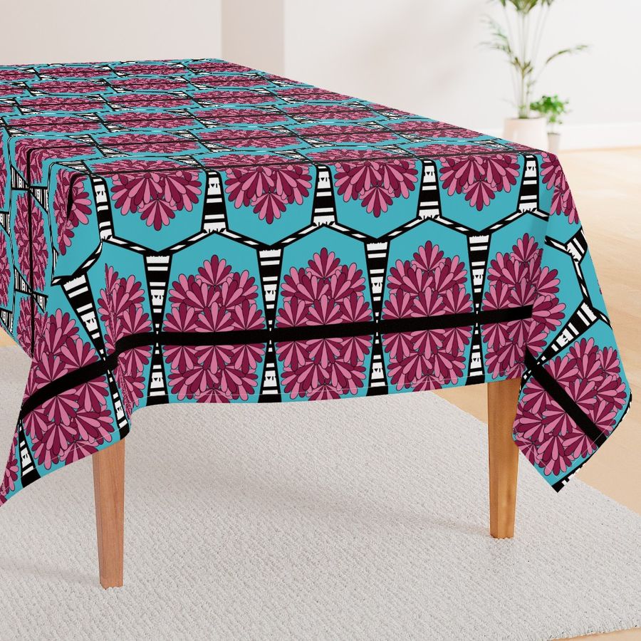 HOME_GOOD_RECTANGULAR_TABLE_CLOTH