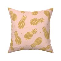 Pineapples Gold Blush