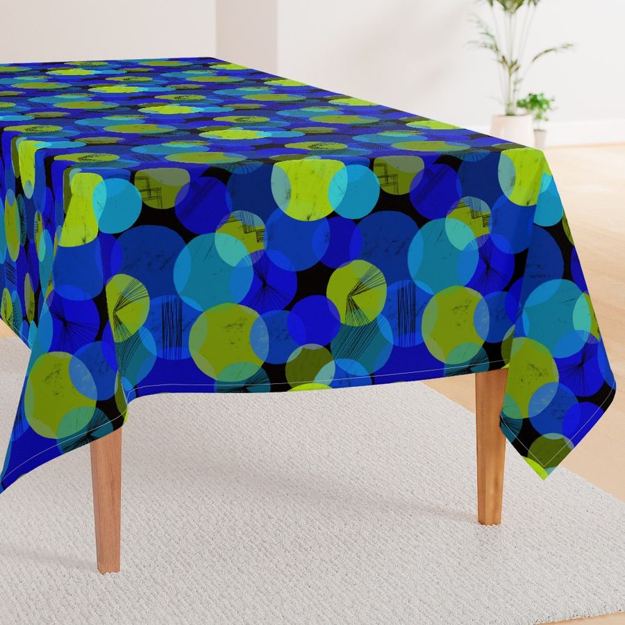 HOME_GOOD_RECTANGULAR_TABLE_CLOTH