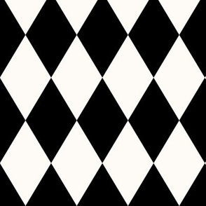 Harlequin Pattern: Black and Cream