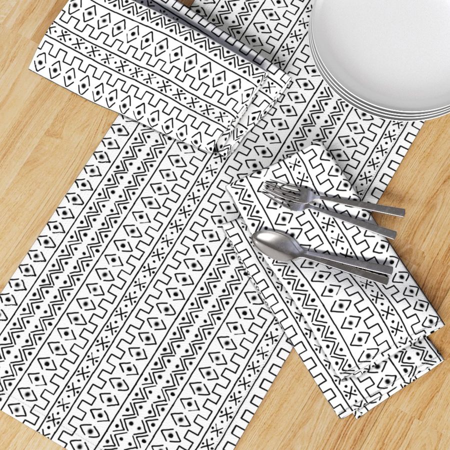 HOME_GOOD_TABLE_RUNNER