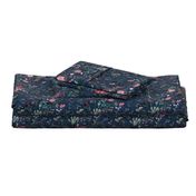 Fable Floral (navy) MED