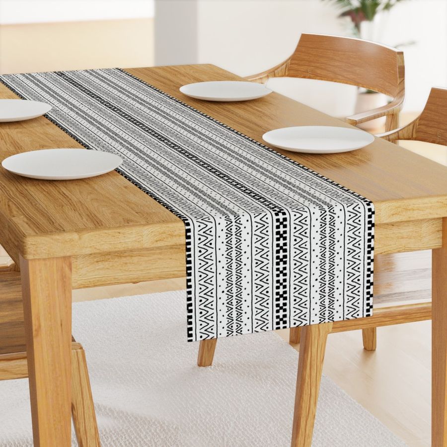 HOME_GOOD_TABLE_RUNNER