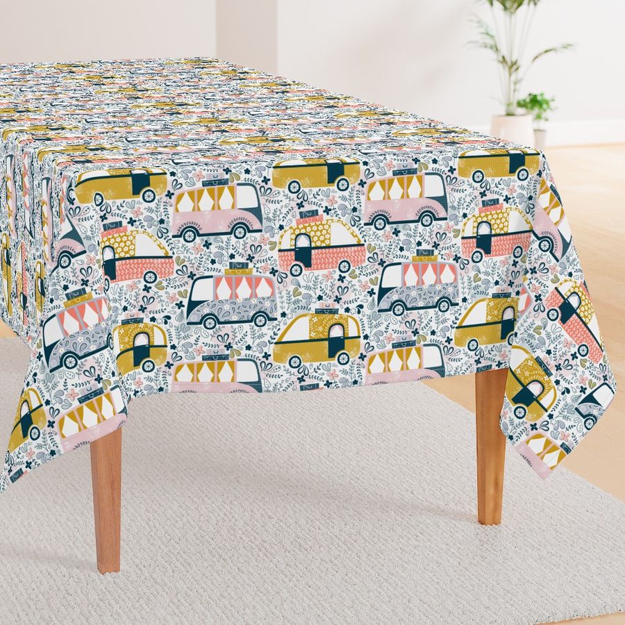 HOME_GOOD_RECTANGULAR_TABLE_CLOTH