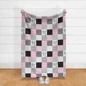 Hipster Giraffe - Keep Your Head in the Clouds - Wholecloth Cheater Quilt