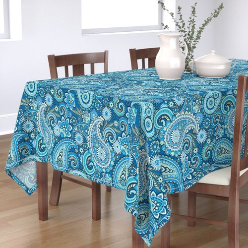 HOME_GOOD_RECTANGULAR_TABLE_CLOTH