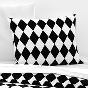 Classic Black and White Harlequin Diamond Check