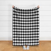 Classic Black and White Harlequin Diamond Check