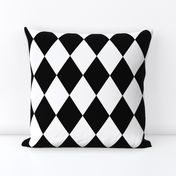 Classic Black and White Harlequin Diamond Check