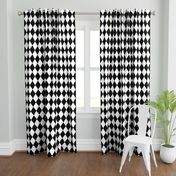 Classic Black and White Harlequin Diamond Check