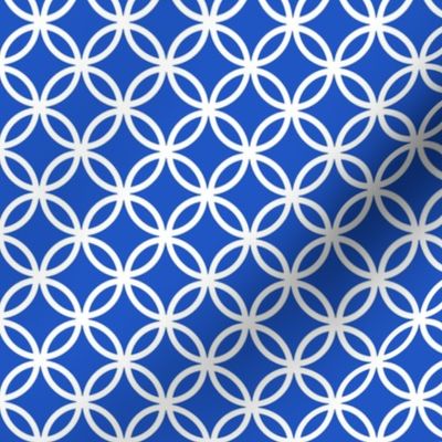 Chinese fretwork, circles, white on blue by Su_G_©SuSchaefer