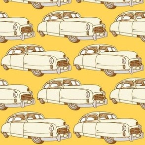 1950 1951 Nash Statesman or Airflyte (ivory car on golden yellow)