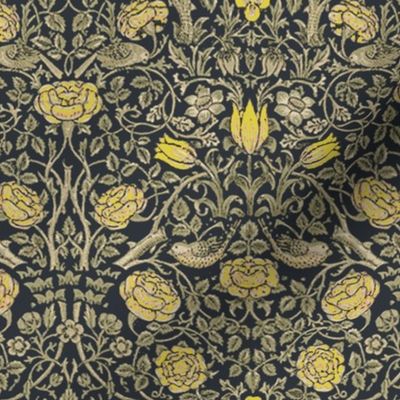 Medium Yellow Tudor Roses Slate