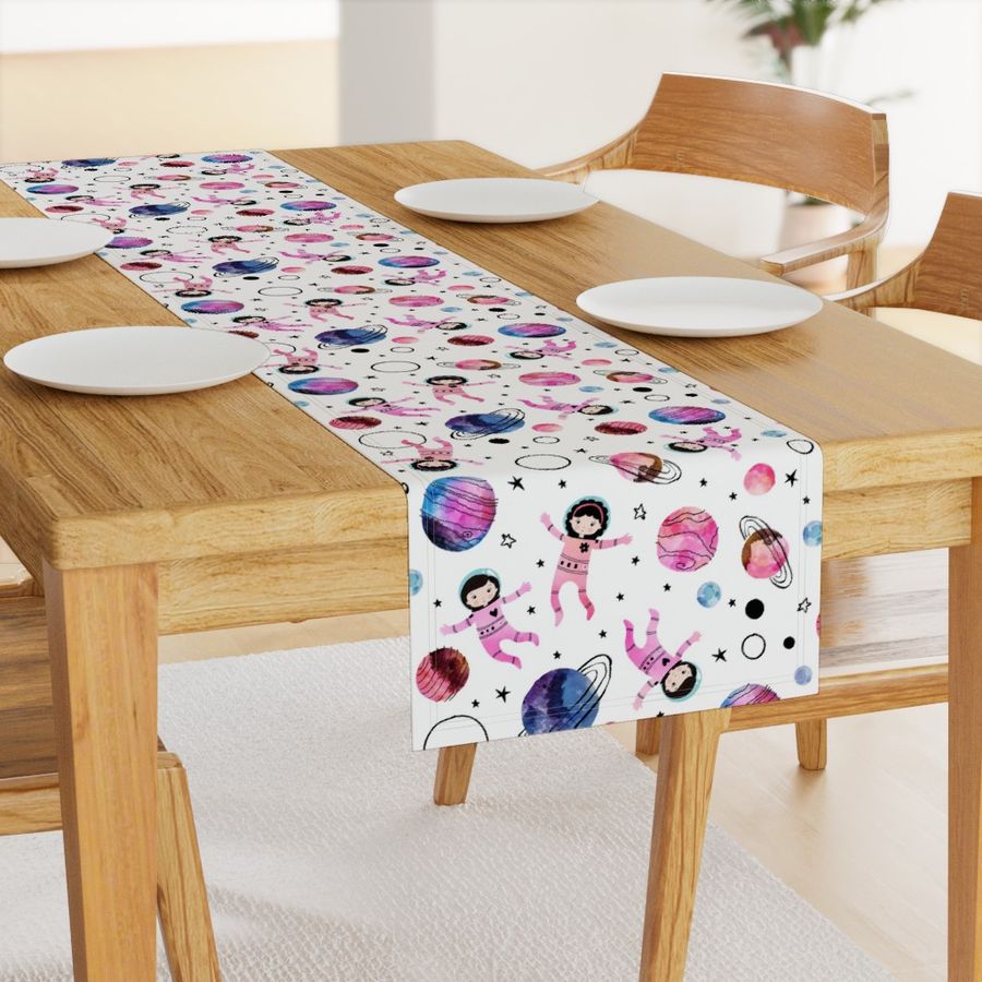 HOME_GOOD_TABLE_RUNNER