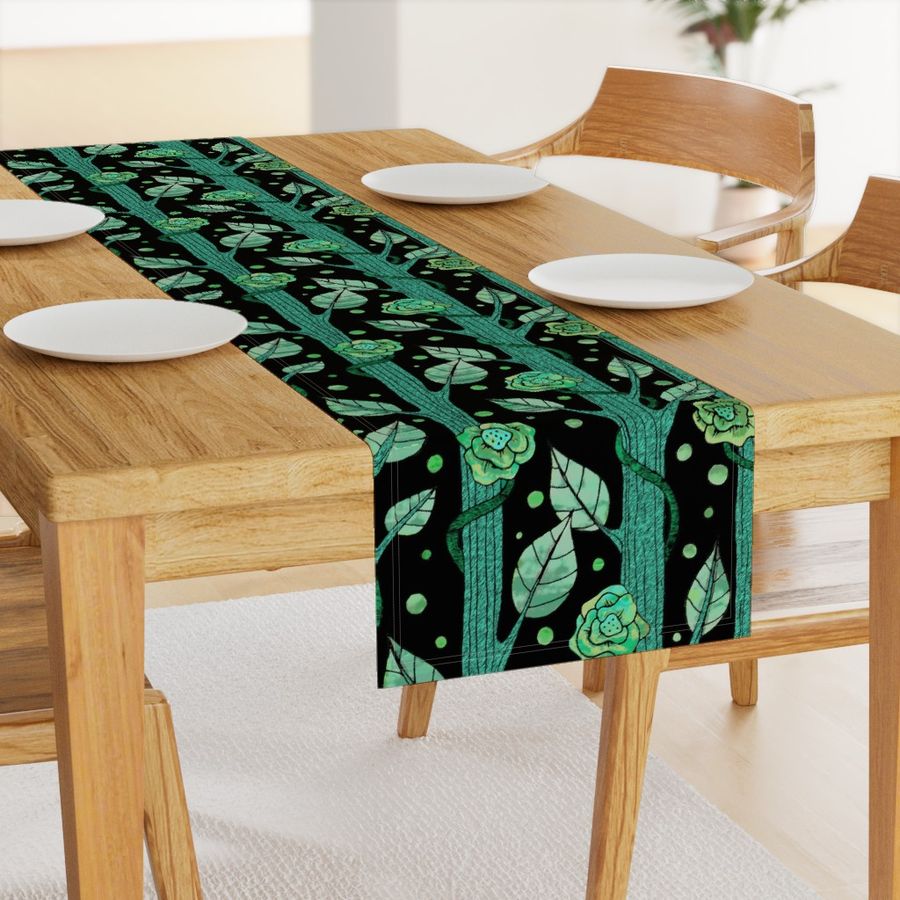 HOME_GOOD_TABLE_RUNNER