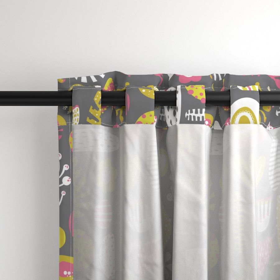 HOME_GOOD_CURTAIN_PANEL