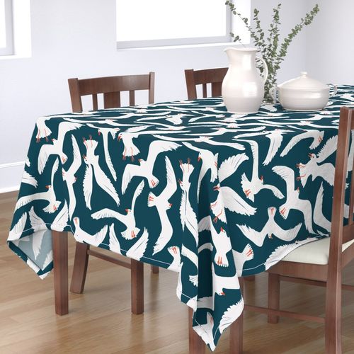 HOME_GOOD_RECTANGULAR_TABLE_CLOTH