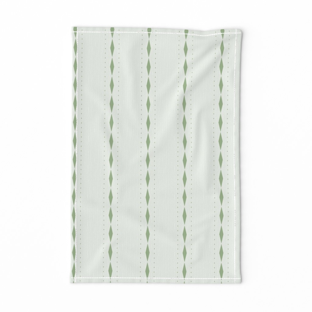 Queen of Diamonds Stripe: Mossy Green Stripe