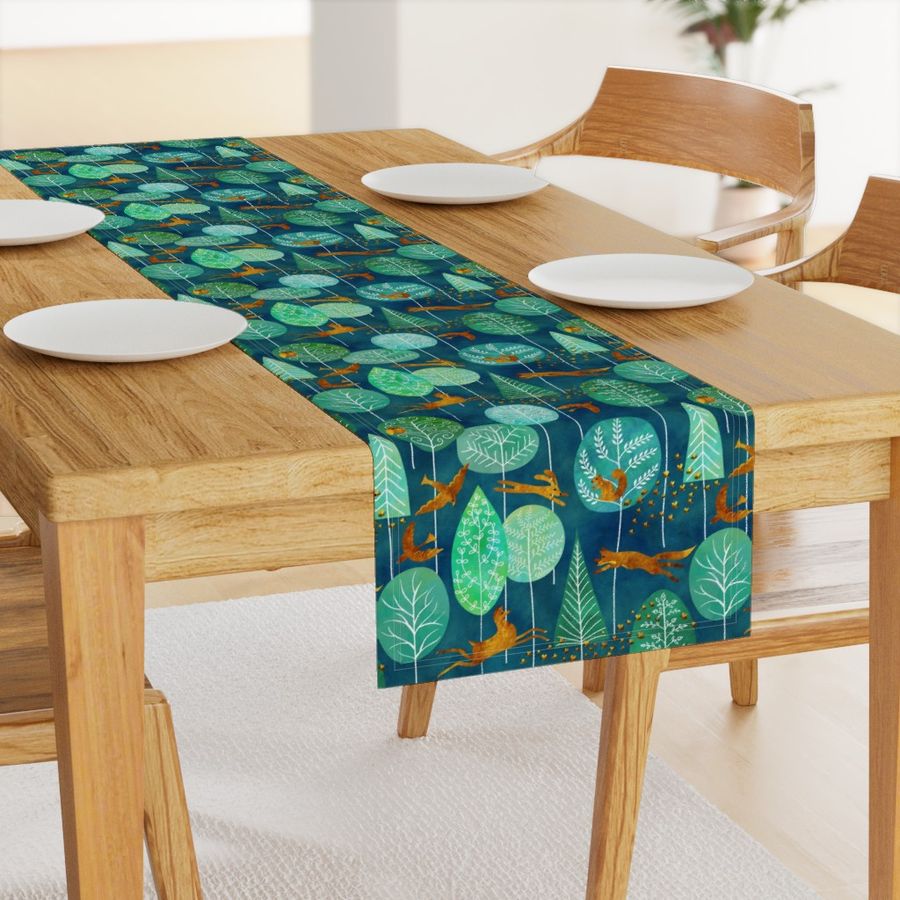 HOME_GOOD_TABLE_RUNNER