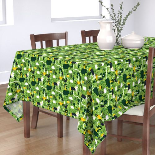 HOME_GOOD_RECTANGULAR_TABLE_CLOTH