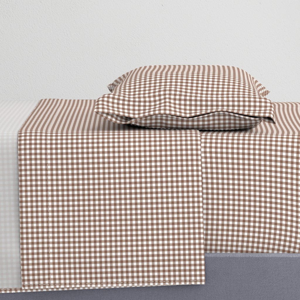 Woodland Gingham-Brown