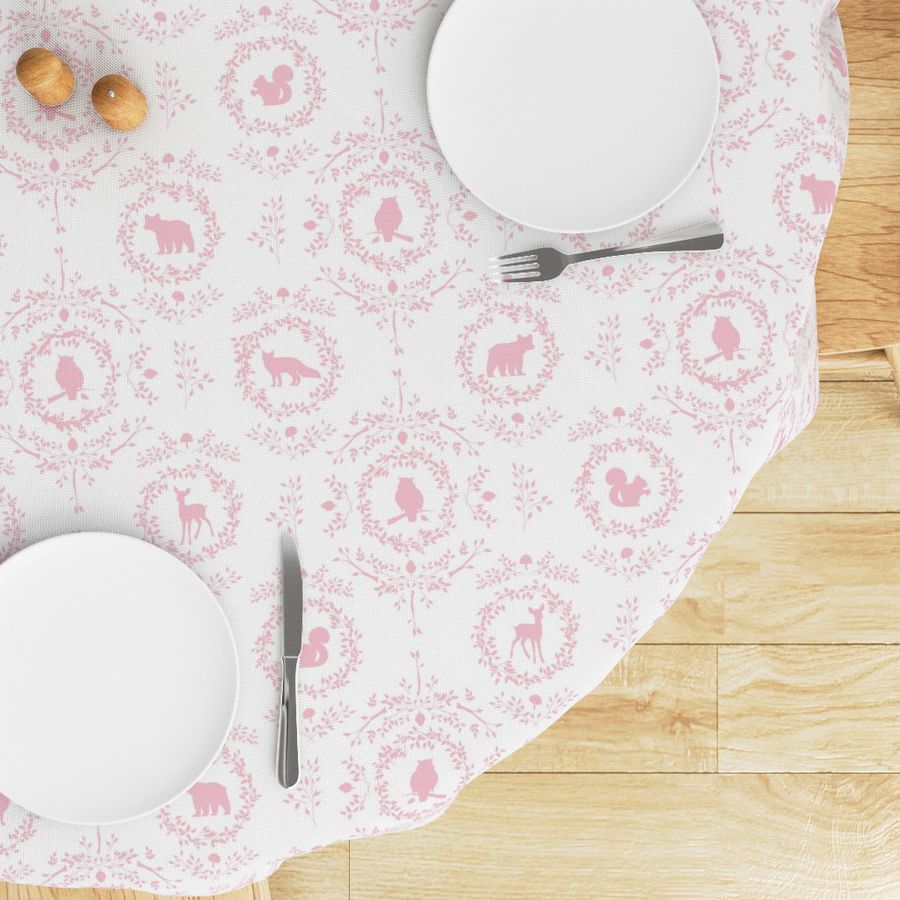 HOME_GOOD_ROUND_TABLE_CLOTH