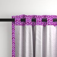 violet horizontal stripped knit pattern