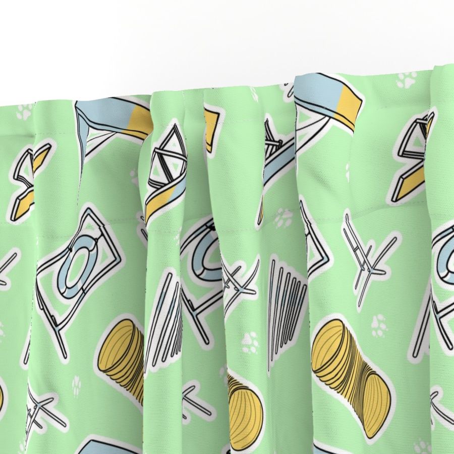 HOME_GOOD_CURTAIN_PANEL