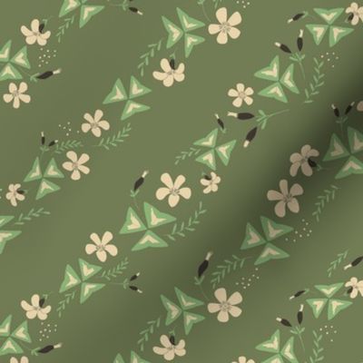 Shamrock Floral Diagonal / Olive