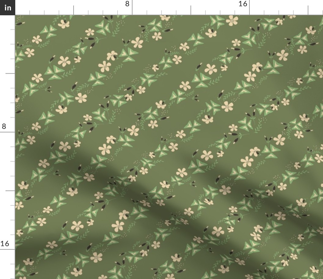 Shamrock Floral Diagonal / Olive