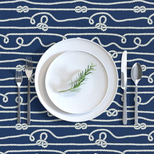 HOME_GOOD_RECTANGULAR_TABLE_CLOTH