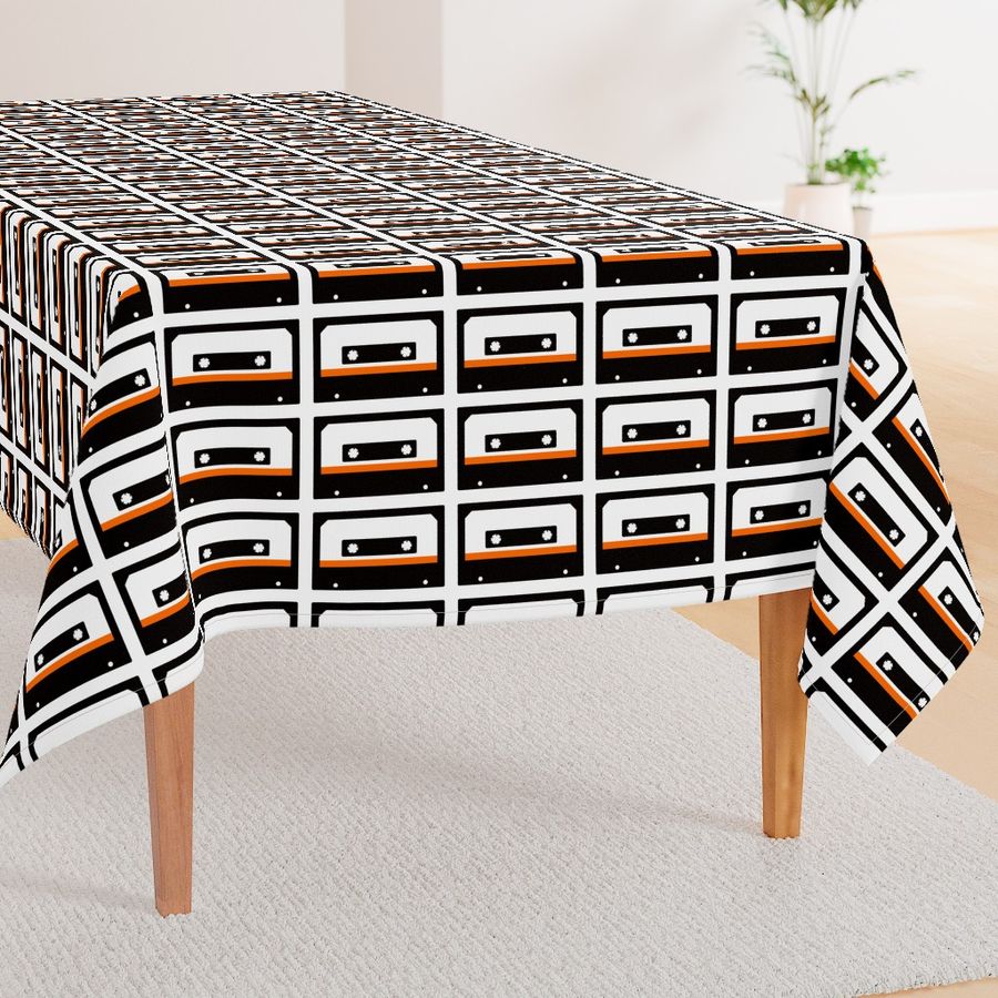 HOME_GOOD_RECTANGULAR_TABLE_CLOTH