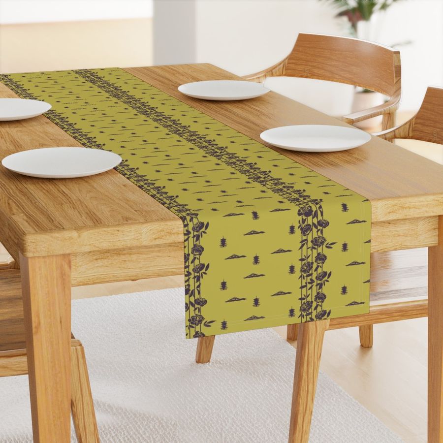 HOME_GOOD_TABLE_RUNNER