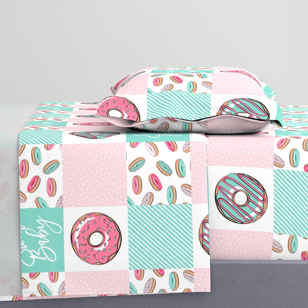 Sweet baby donut patchwork - pink and teal