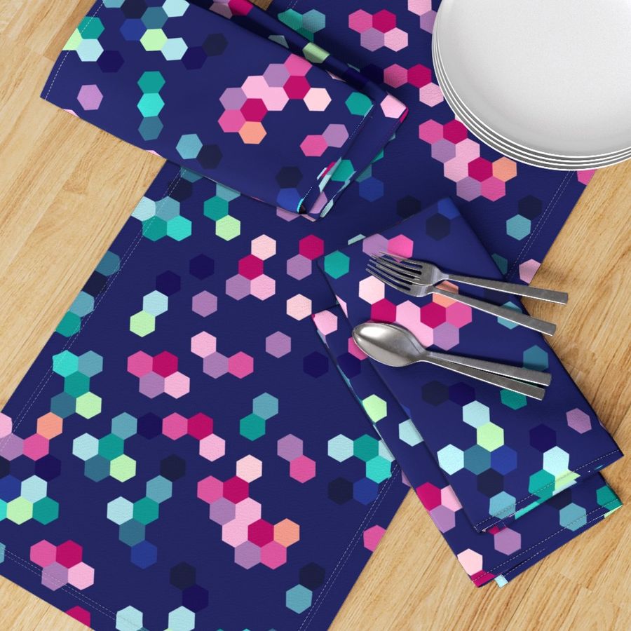 HOME_GOOD_TABLE_RUNNER