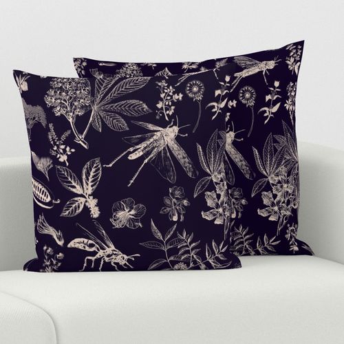 HOME_GOOD_SQUARE_THROW_PILLOW