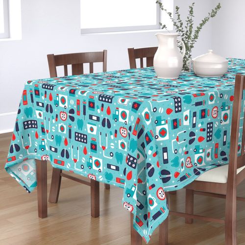 HOME_GOOD_RECTANGULAR_TABLE_CLOTH