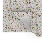 Ditsy prints flower in white