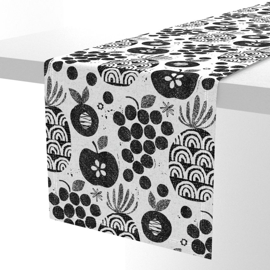 HOME_GOOD_TABLE_RUNNER