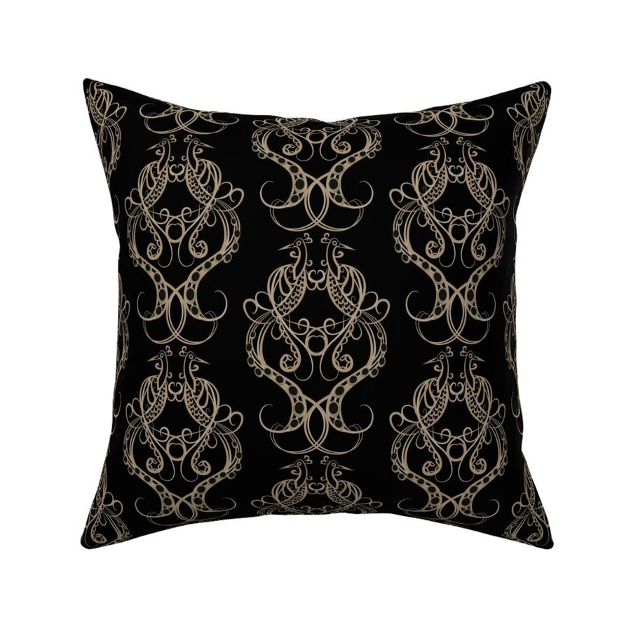 HOME_GOOD_SQUARE_THROW_PILLOW