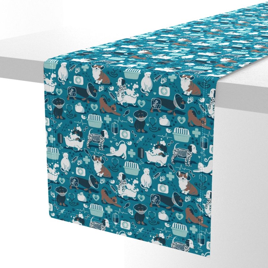 HOME_GOOD_TABLE_RUNNER