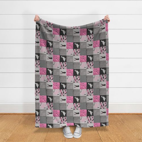 4.5 Inch Ducks & Trucks//Pink - Wholecloth Cheater Quilt - Rotated