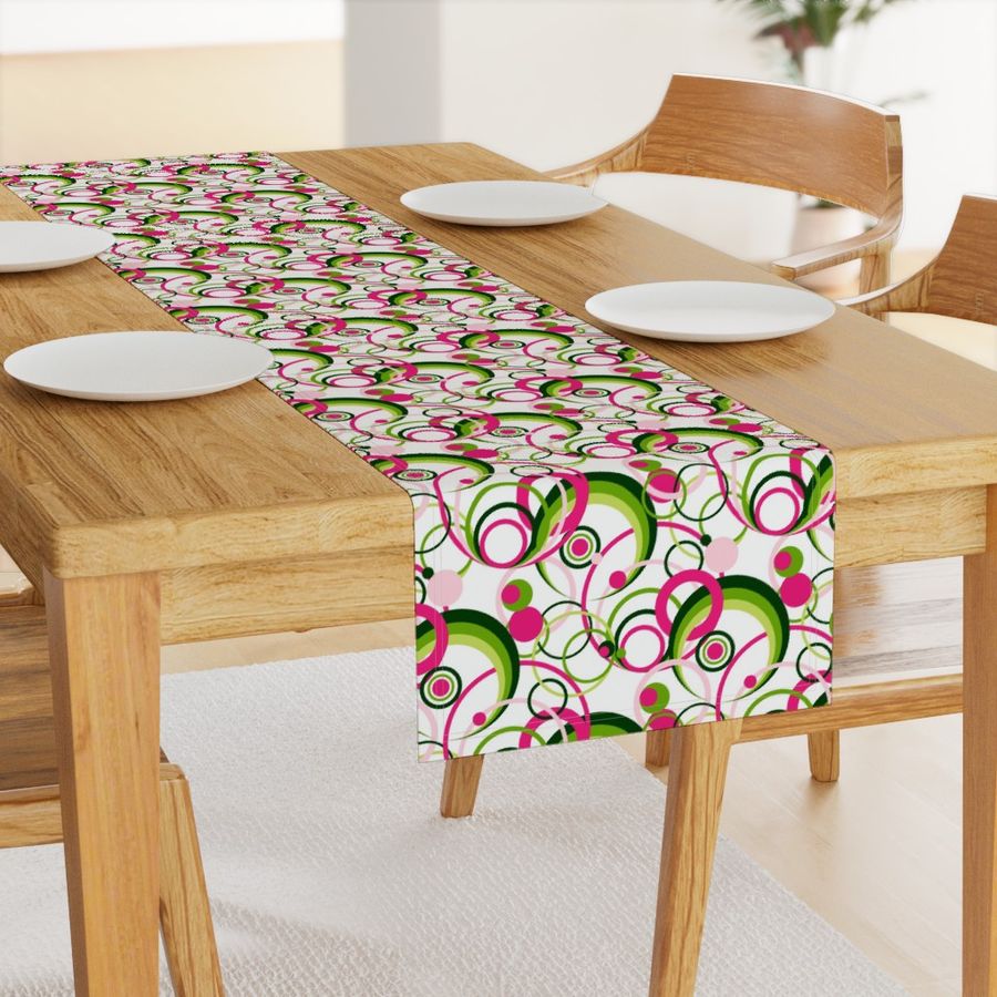 HOME_GOOD_TABLE_RUNNER