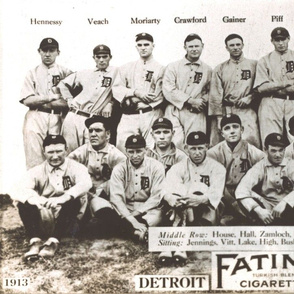  8-21   1913  Detroit Tigers Team Cigarette Card