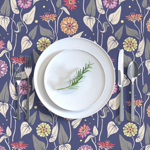 HOME_GOOD_RECTANGULAR_TABLE_CLOTH