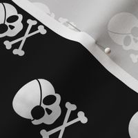 Pirate Skull white on black